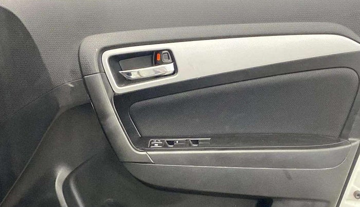2020 Maruti Vitara Brezza ZXI PLUS AT SHVS, Petrol, Automatic, 75,909 km, Driver Side Door Panels Control