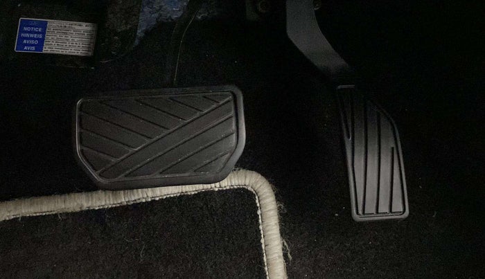 2020 Maruti Vitara Brezza ZXI PLUS AT SHVS, Petrol, Automatic, 75,909 km, Pedals