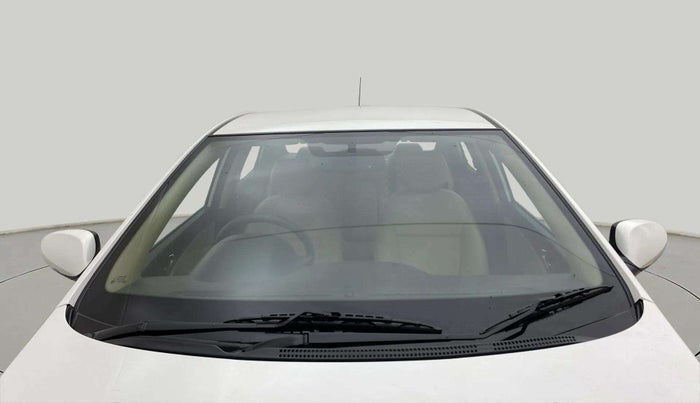 2014 Hyundai Verna FLUIDIC 1.6 VTVT SX, Petrol, Manual, 38,776 km, Front Windshield