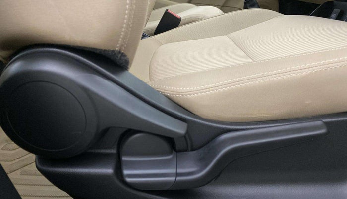 2022 Honda Amaze 1.2L I-VTEC VX, Petrol, Manual, 14,030 km, Driver Side Adjustment Panel