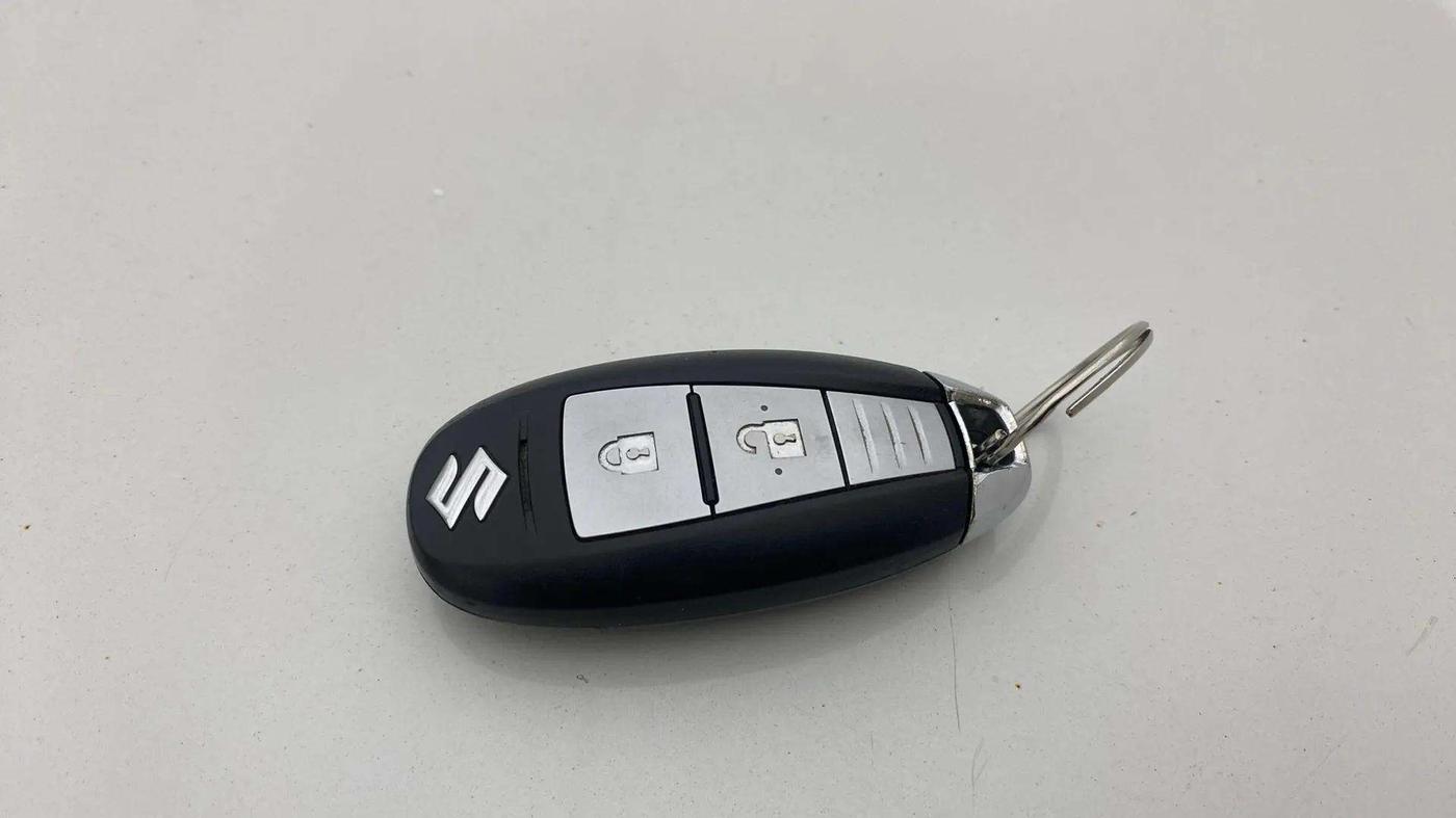2020 Maruti Vitara Brezza ZXI AT SHVS, Petrol, Automatic, 71,030 km, Key Close Up