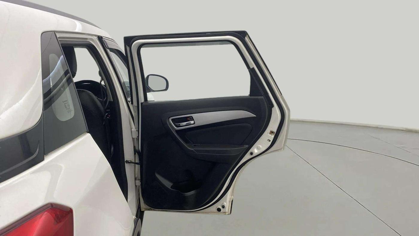 2020 Maruti Vitara Brezza ZXI AT SHVS, Petrol, Automatic, 71,030 km, RHS Rear Door
