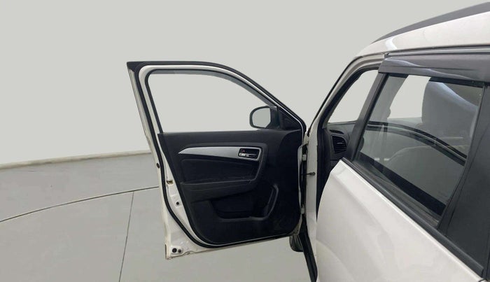 2020 Maruti Vitara Brezza ZXI AT SHVS, Petrol, Automatic, 71,030 km, LHS Front Door