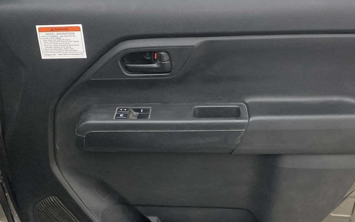 2021 Maruti New Wagon-R LXI CNG 1.0, CNG, Manual, 63,215 km, Driver Side Door Panels Control