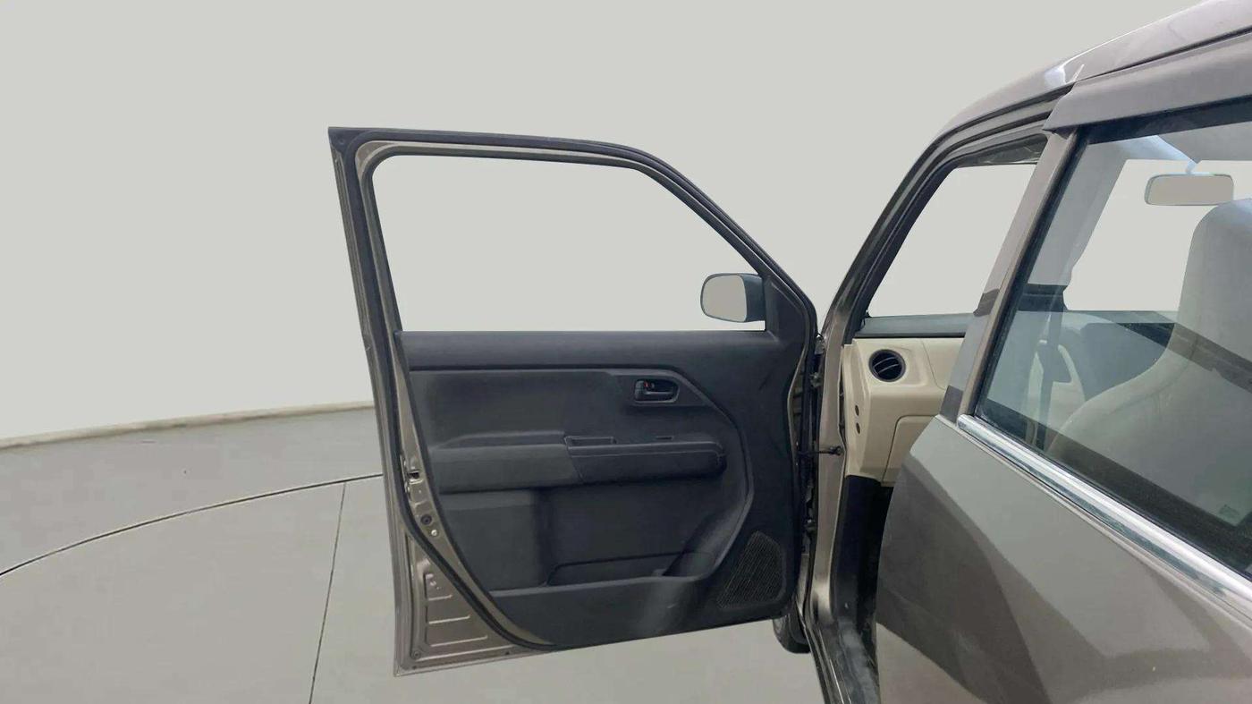 2021 Maruti New Wagon-R LXI CNG 1.0, CNG, Manual, 63,215 km, LHS Front Door