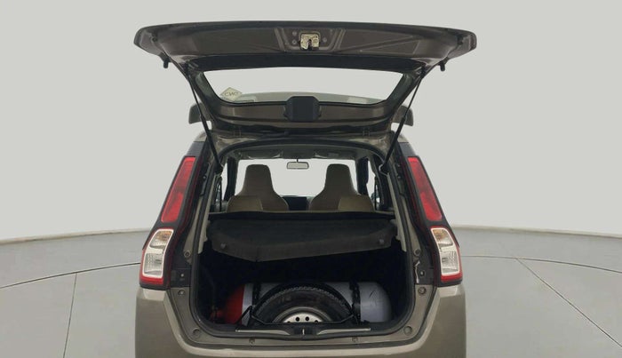 2021 Maruti New Wagon-R LXI CNG 1.0, CNG, Manual, 63,215 km, Boot Door Open