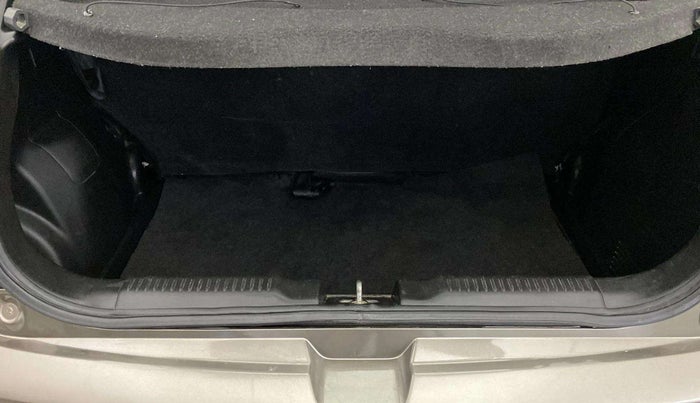 2021 Maruti Swift VXI, Petrol, Manual, 28,518 km, Boot Inside