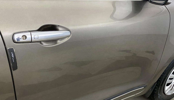 2021 Maruti Swift VXI, Petrol, Manual, 28,518 km, Driver-side door - Minor scratches