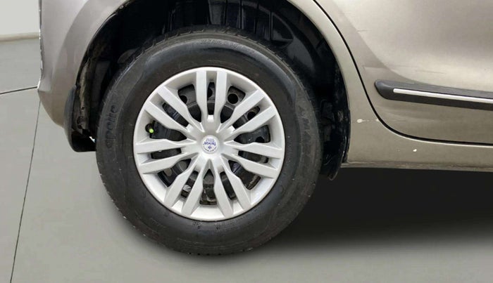 2021 Maruti Swift VXI, Petrol, Manual, 28,518 km, Right Rear Wheel