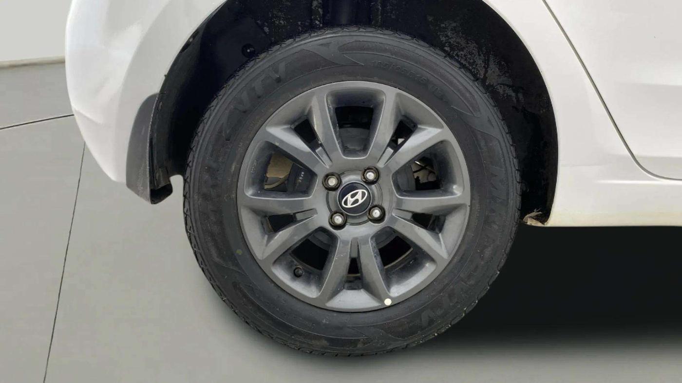 2019 Hyundai Elite i20 SPORTZ PLUS 1.2, Petrol, Manual, 62,006 km, Right Rear Wheel