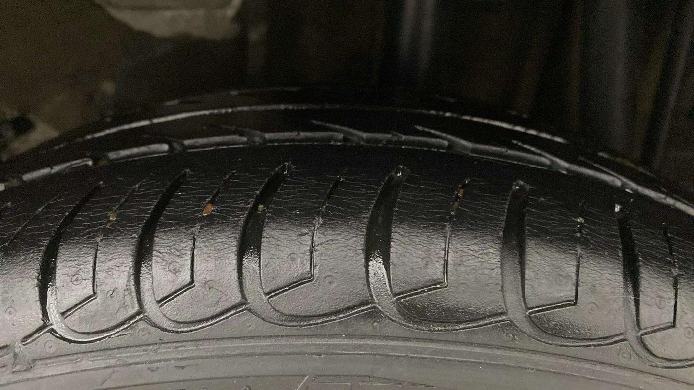 2019 Tata Tiago XZA PETROL, Petrol, Automatic, 30,775 km, Left Rear Tyre Tread