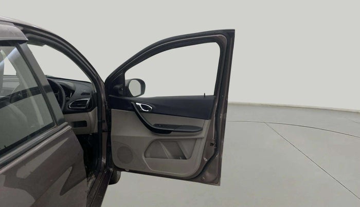 2019 Tata Tiago XZA PETROL, Petrol, Automatic, 30,615 km, RHS Front Door