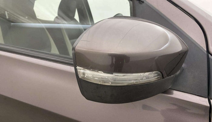 2019 Tata Tiago XZA PETROL, Petrol, Automatic, 30,615 km, Right rear-view mirror - Minor scratches