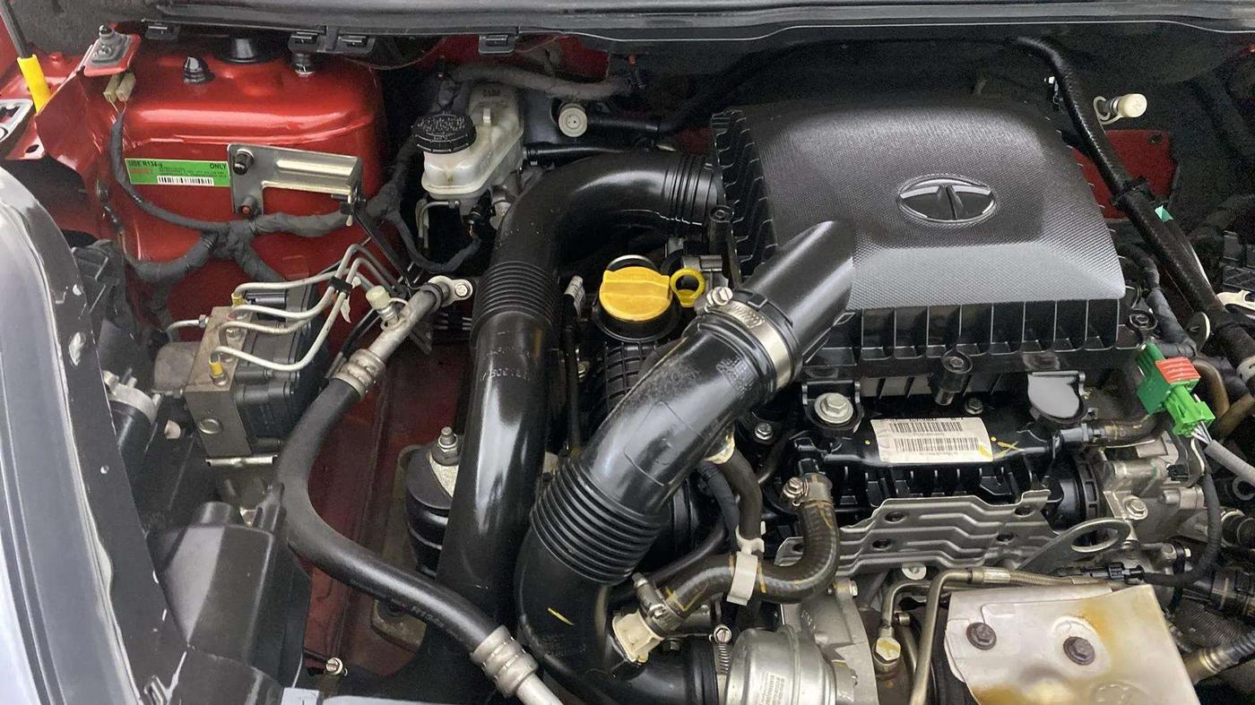 2019 Tata NEXON XZ PLUS PETROL, Petrol, Manual, 48,199 km, Engine View - Right