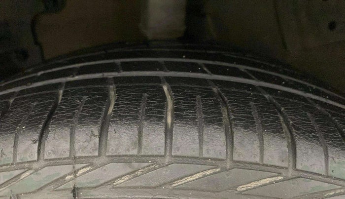2019 Tata NEXON XZ PLUS PETROL, Petrol, Manual, 48,199 km, Right Rear Tyre Tread