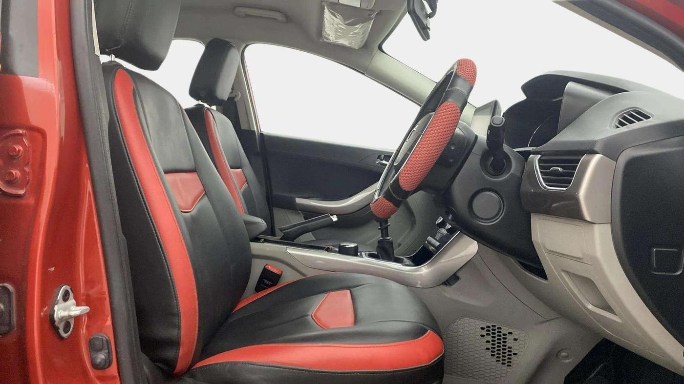 2019 Tata NEXON XZ PLUS PETROL, Petrol, Manual, 48,199 km, Right Side Front Door Cabin