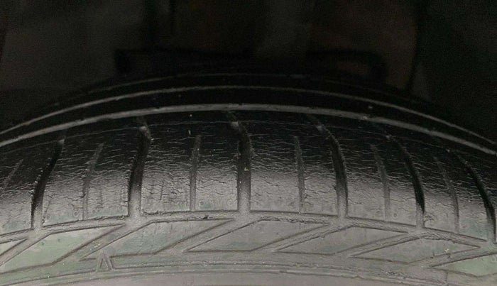 2019 Tata NEXON XZ PLUS PETROL, Petrol, Manual, 48,199 km, Left Front Tyre Tread