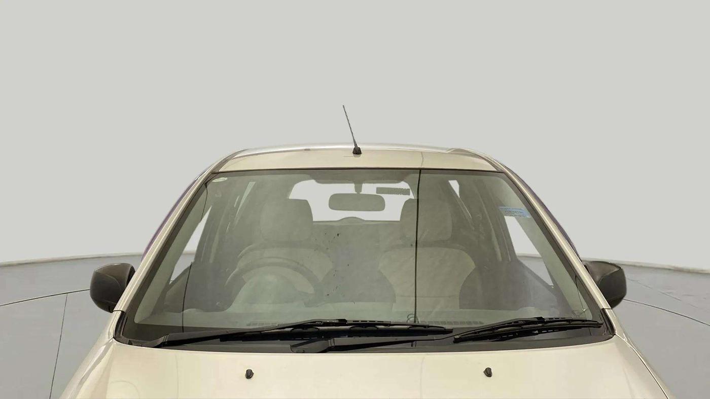 2013 Maruti Ritz LXI, Petrol, Manual, 58,792 km, Front Windshield