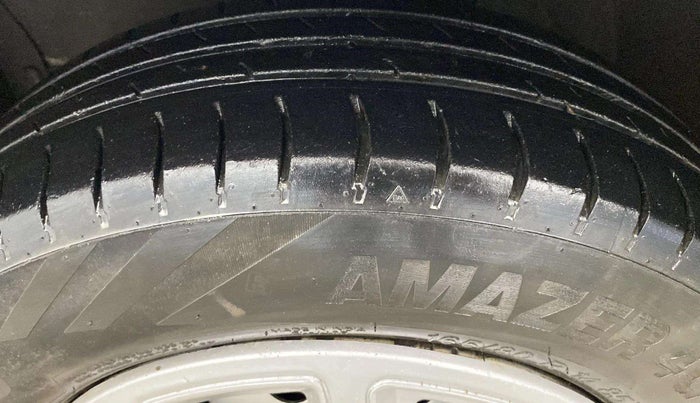 2013 Maruti Ritz LXI, Petrol, Manual, 58,792 km, Left Rear Tyre Tread