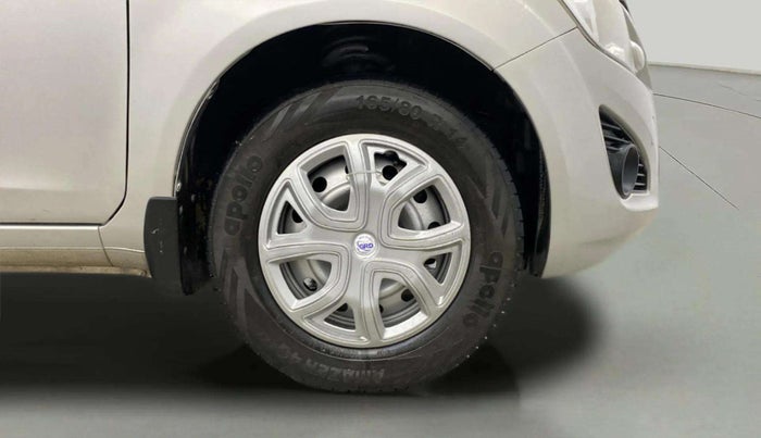 2013 Maruti Ritz LXI, Petrol, Manual, 58,792 km, Right Front Wheel