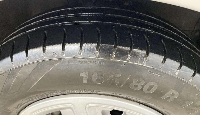2013 Maruti Ritz LXI, Petrol, Manual, 58,792 km, Right Front Tyre Tread
