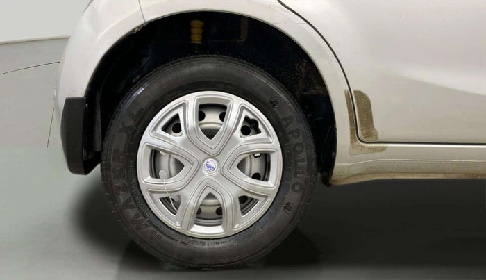 2013 Maruti Ritz LXI, Petrol, Manual, 58,792 km, Right Rear Wheel