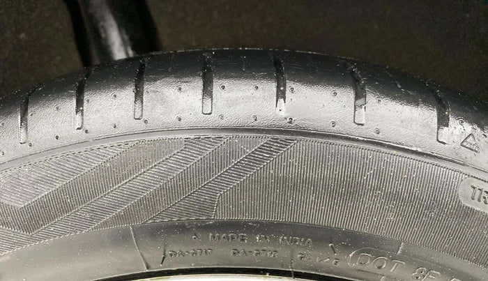 2021 Maruti Baleno ZETA PETROL 1.2, Petrol, Manual, 56,830 km, Right Rear Tyre Tread