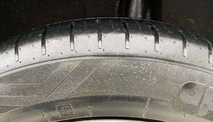 2021 Maruti Baleno ZETA PETROL 1.2, Petrol, Manual, 56,830 km, Left Rear Tyre Tread