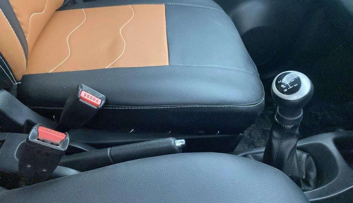2015 Maruti Wagon R 1.0 VXI, Petrol, Manual, 75,977 km, Gear Lever