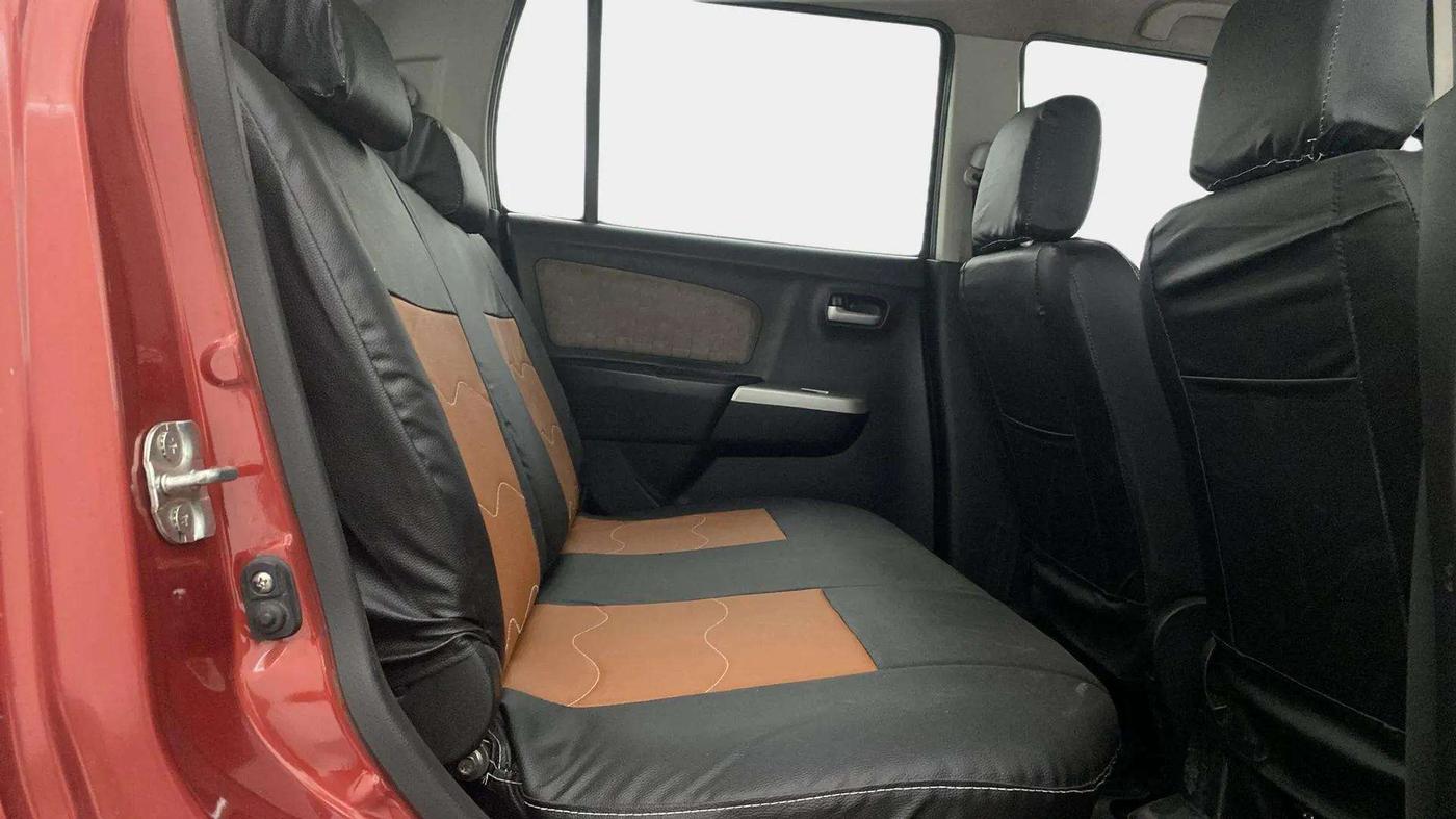 2015 Maruti Wagon R 1.0 VXI, Petrol, Manual, 76,296 km, Right Side Rear Door Cabin
