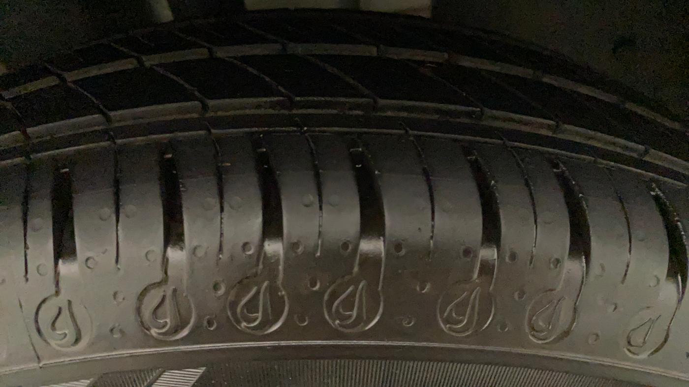 2022 Renault Kwid RXL 1.0 (O), Petrol, Manual, 4,744 km, Left Front Tyre Tread