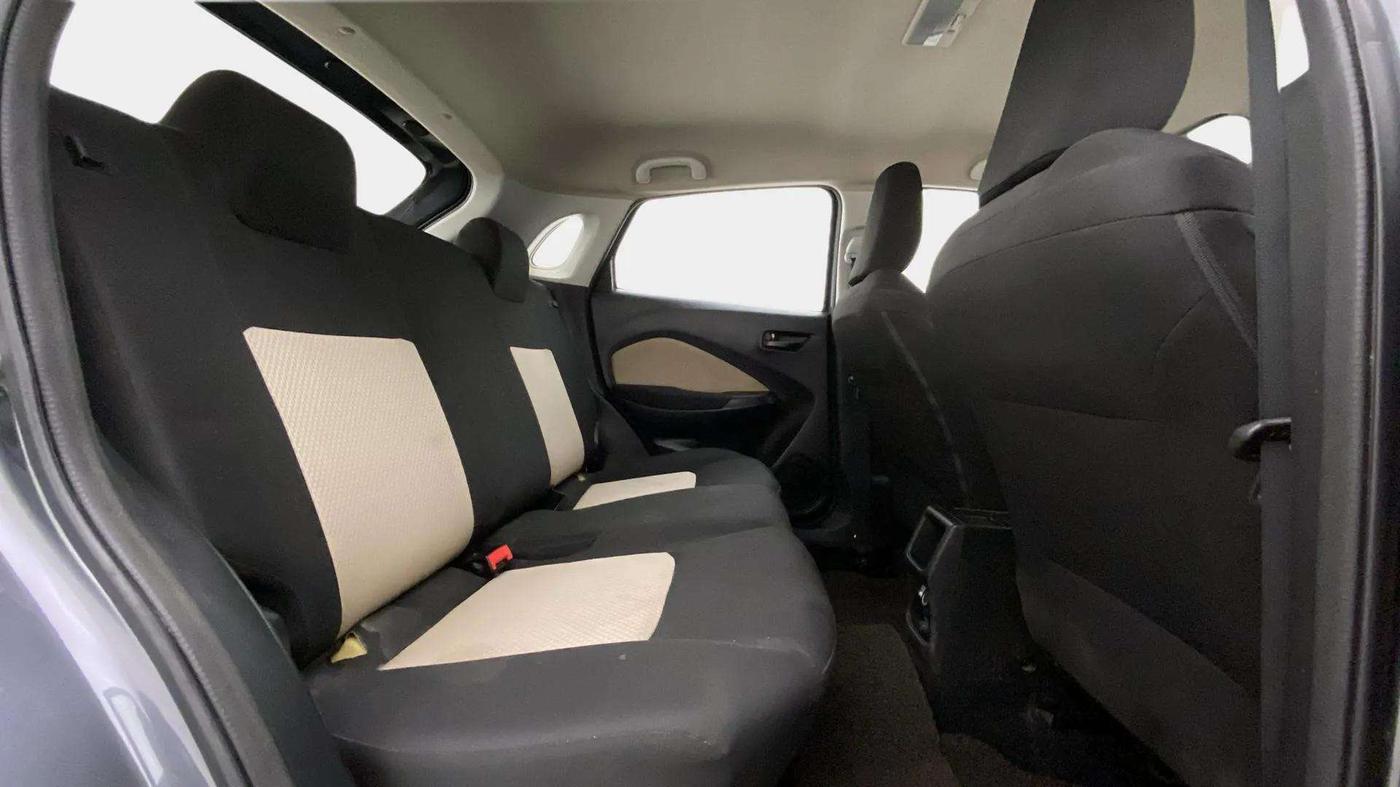 2022 Toyota Glanza S, Petrol, Manual, 12,878 km, Right Side Rear Door Cabin