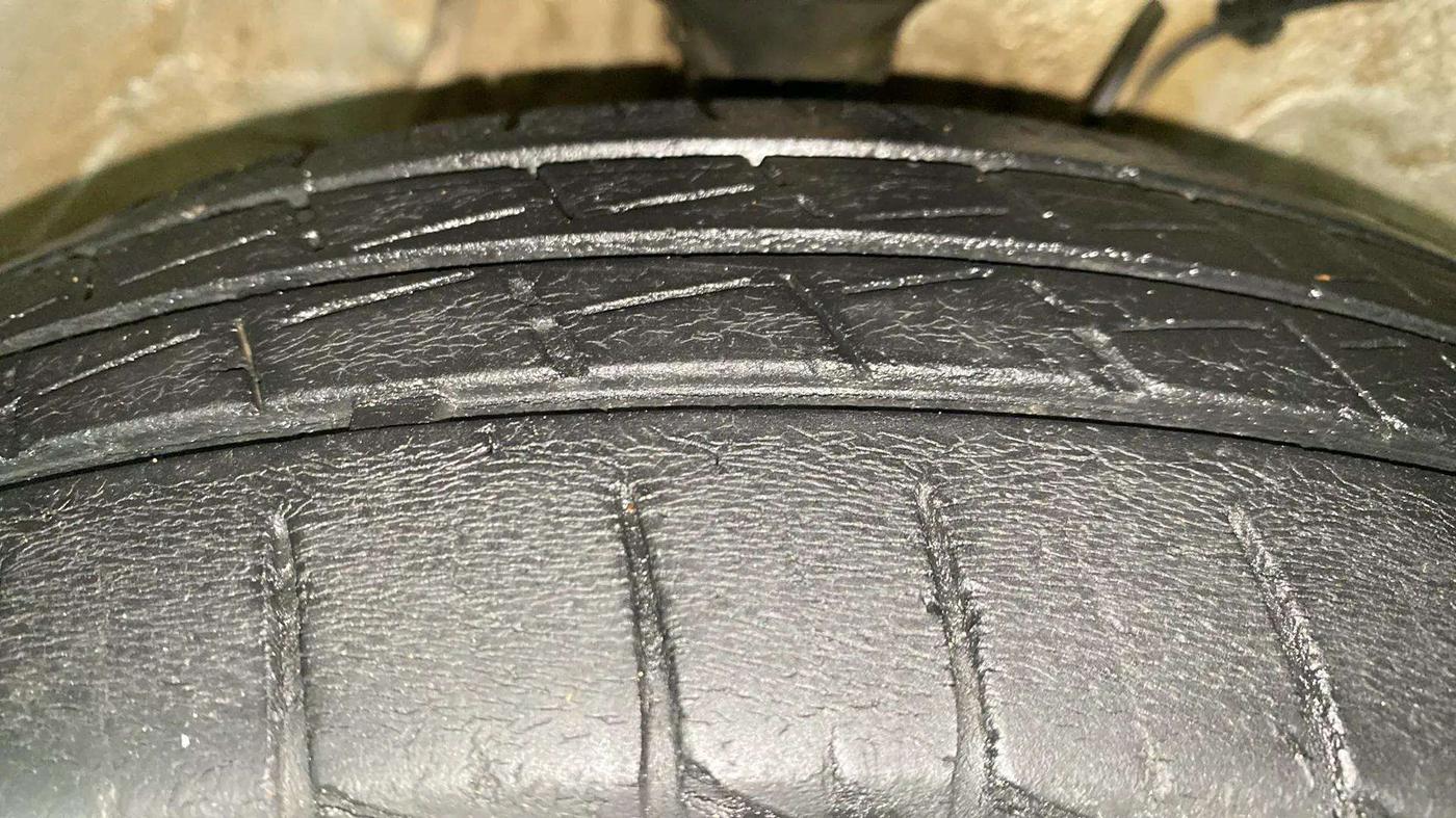 2020 Maruti Alto VXI PLUS, Petrol, Manual, 33,530 km, Right Front Tyre Tread