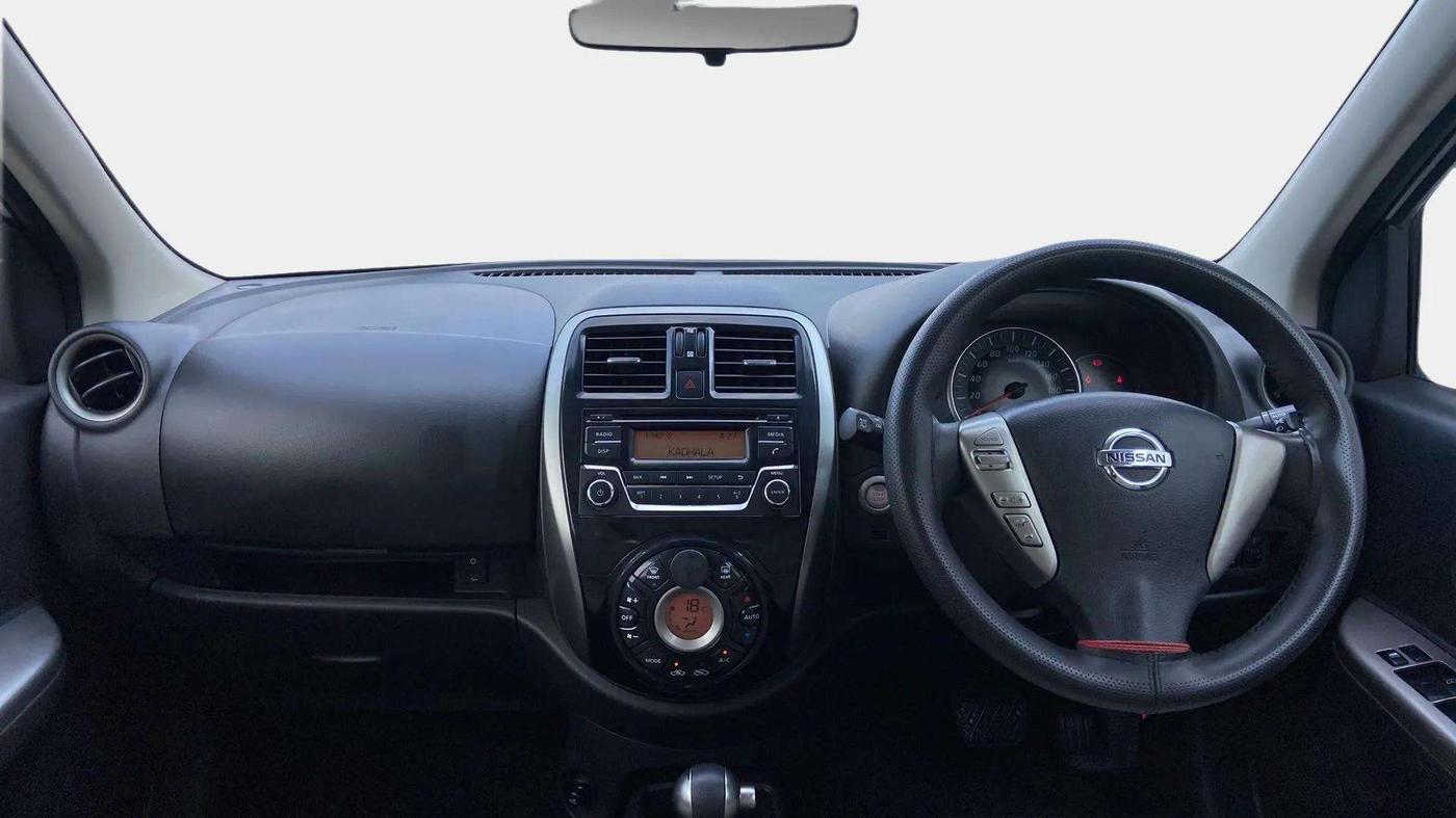 2017 Nissan Micra XV CVT, Petrol, Automatic, 49,118 km, Dashboard
