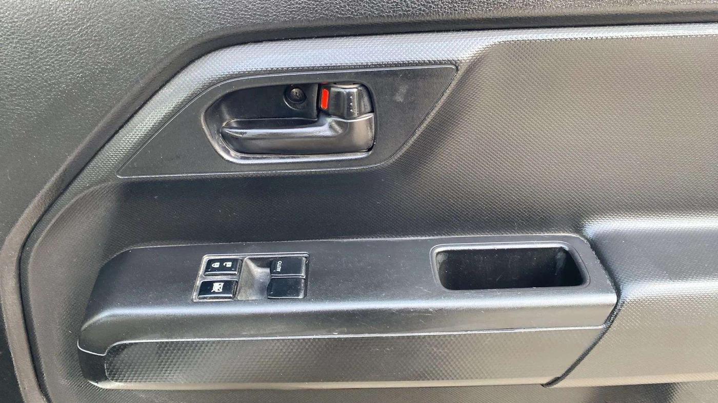 2023 Maruti New Wagon-R LXI 1.0, Petrol, Manual, 13,246 km, Driver Side Door Panels Control