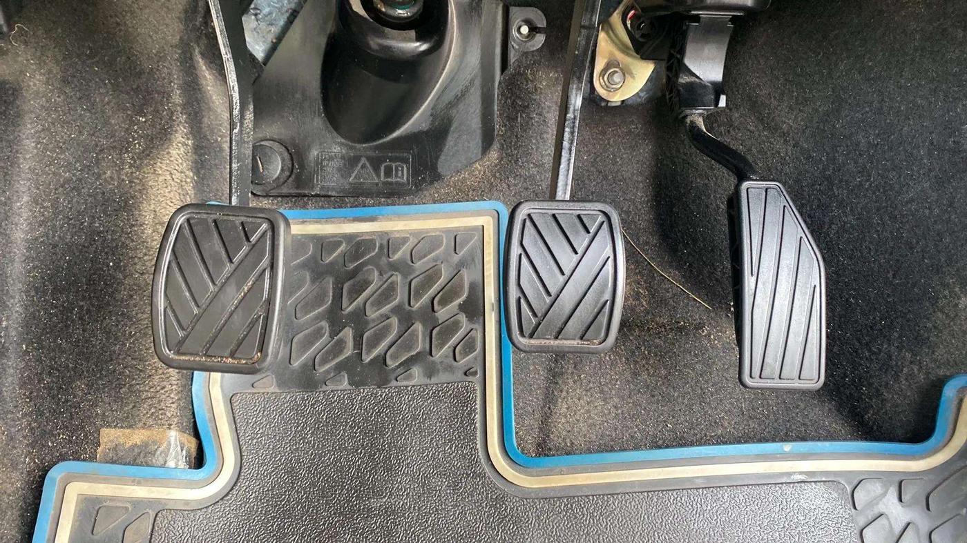 2023 Maruti New Wagon-R LXI 1.0, Petrol, Manual, 13,246 km, Pedals