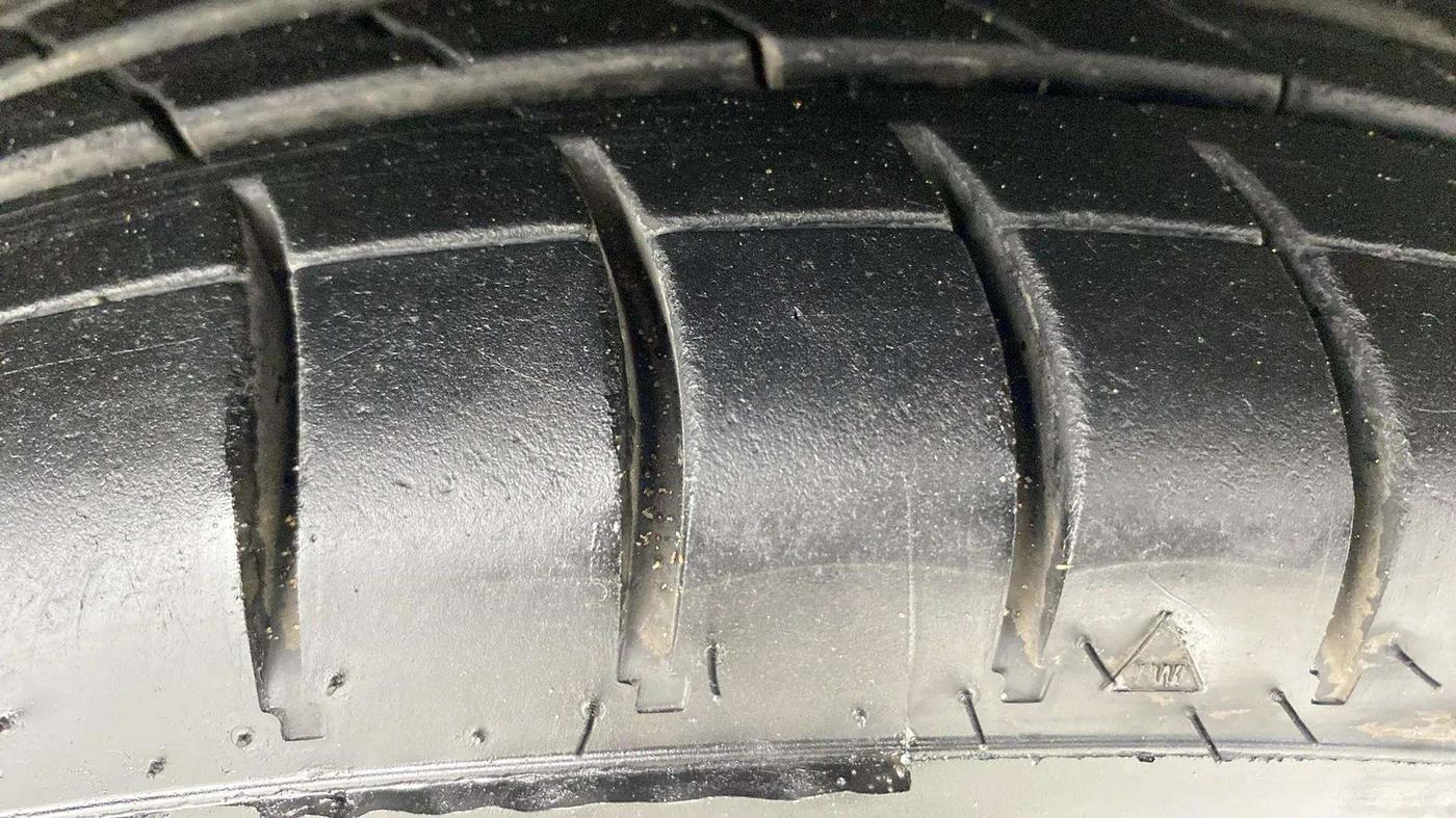 2017 Hyundai Grand i10 MAGNA AT 1.2 KAPPA VTVT, Petrol, Automatic, 34,840 km, Right Rear Tyre Tread