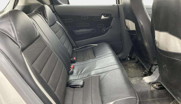 2015 Maruti Alto 800 LXI, Petrol, Manual, 84,913 km, Right Side Rear Door Cabin