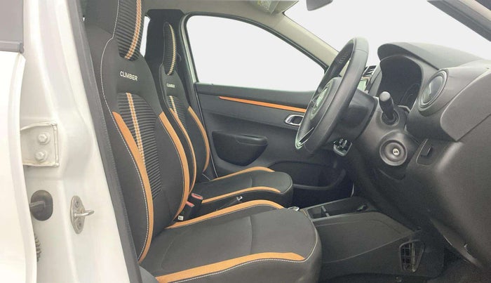 2021 Renault Kwid CLIMBER 1.0 AMT (O), Petrol, Automatic, 25,004 km, Right Side Front Door Cabin