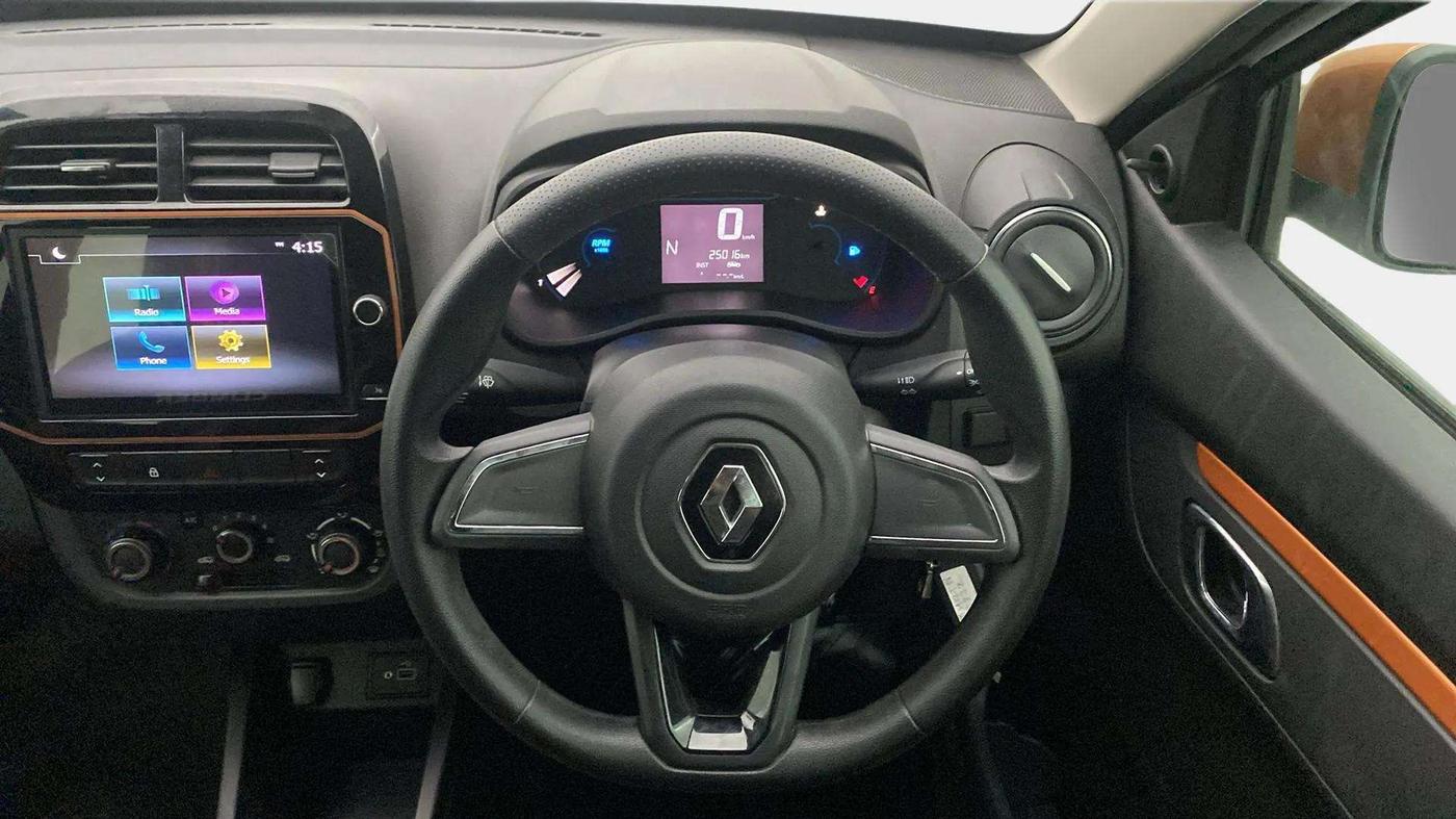 2021 Renault Kwid CLIMBER 1.0 AMT (O), Petrol, Automatic, 25,004 km, Steering Wheel Close Up