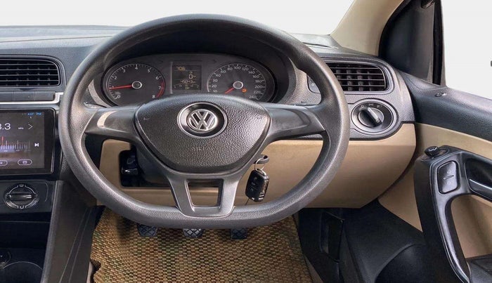 2017 Volkswagen Ameo COMFORTLINE 1.2L, Petrol, Manual, 44,980 km, Steering Wheel Close Up