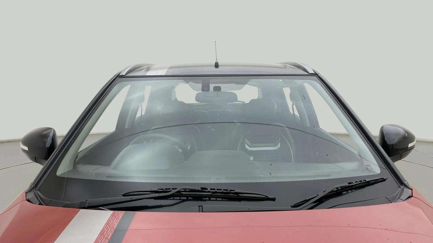 2017 Maruti Vitara Brezza ZDI PLUS DUAL TONE, Diesel, Manual, 35,729 km, Front Windshield