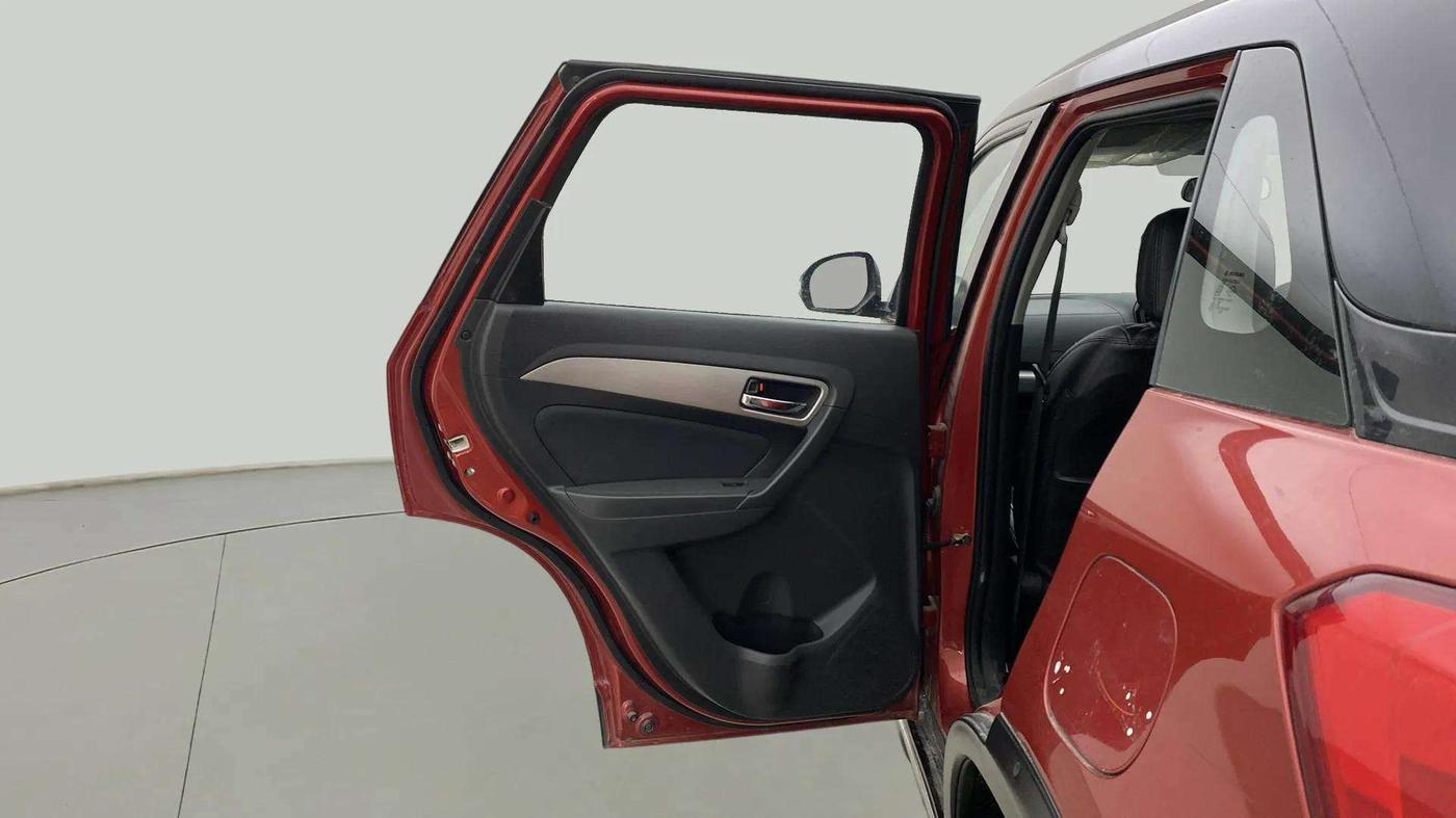 2017 Maruti Vitara Brezza ZDI PLUS DUAL TONE, Diesel, Manual, 35,729 km, LHS Rear Door