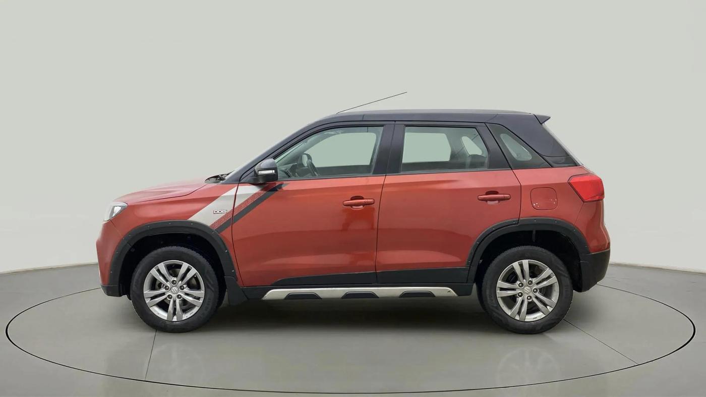 2017 Maruti Vitara Brezza ZDI PLUS DUAL TONE, Diesel, Manual, 35,729 km, Left Side