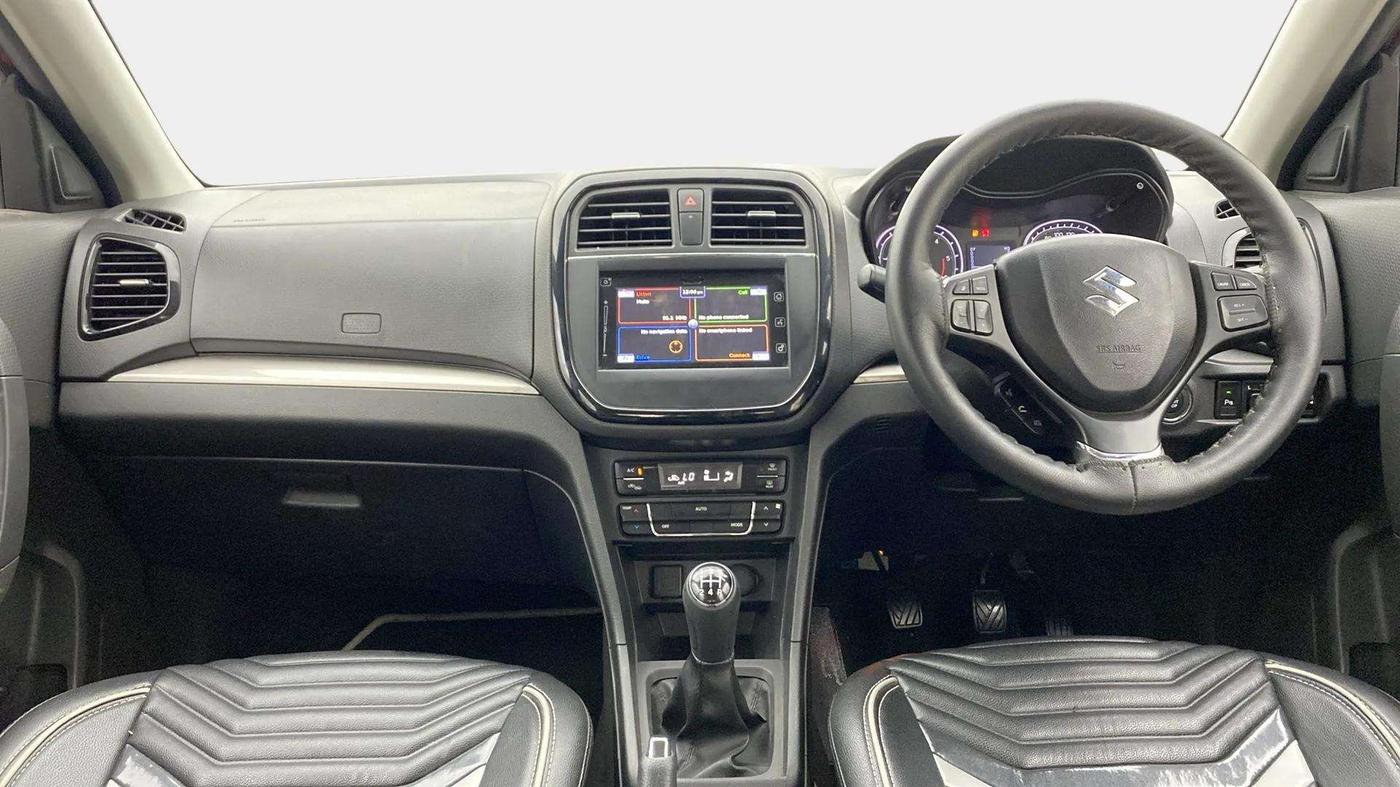 2017 Maruti Vitara Brezza ZDI PLUS DUAL TONE, Diesel, Manual, 35,729 km, Dashboard
