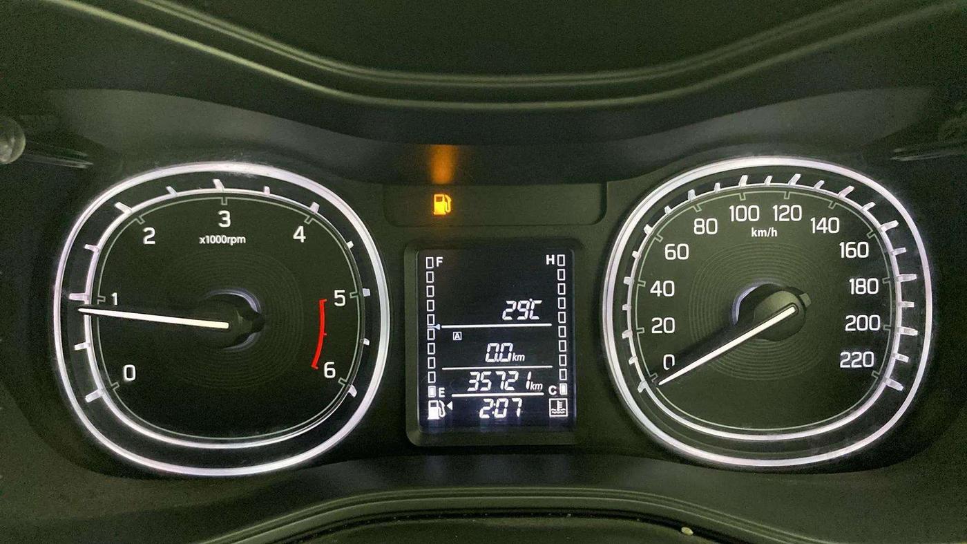 2017 Maruti Vitara Brezza ZDI PLUS DUAL TONE, Diesel, Manual, 35,729 km, Odometer Image