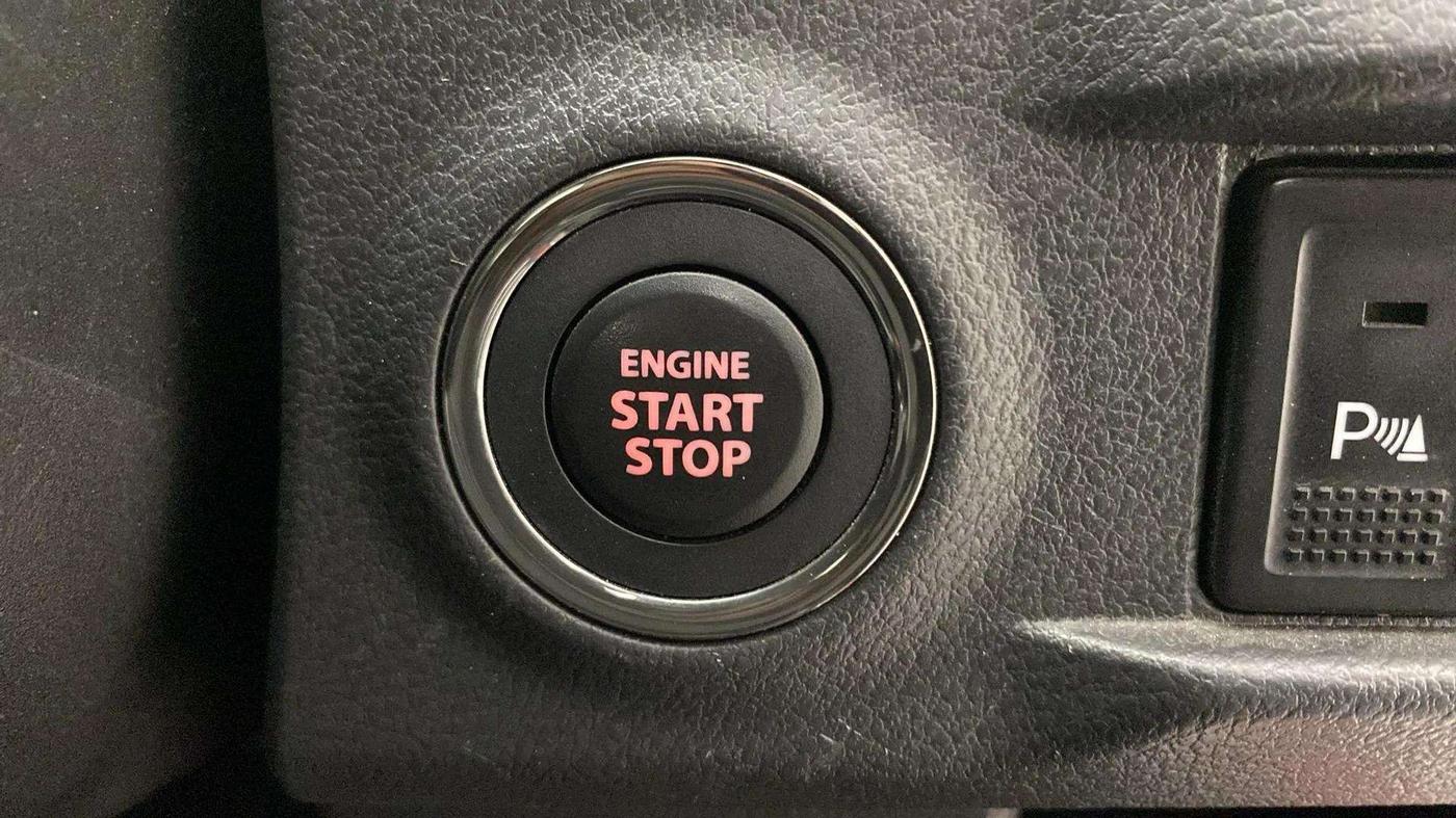 2017 Maruti Vitara Brezza ZDI PLUS DUAL TONE, Diesel, Manual, 35,729 km, Keyless Start/ Stop Button