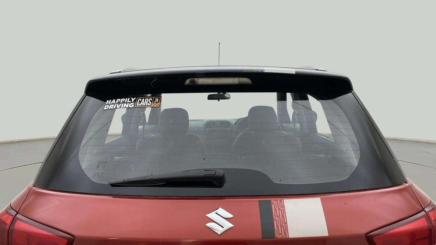 2017 Maruti Vitara Brezza ZDI PLUS DUAL TONE, Diesel, Manual, 35,729 km, Rear Windshield