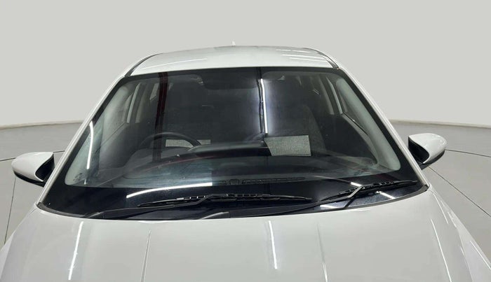 2020 Hyundai NEW I20 SPORTZ 1.5 MT, Diesel, Manual, 43,722 km, Front Windshield