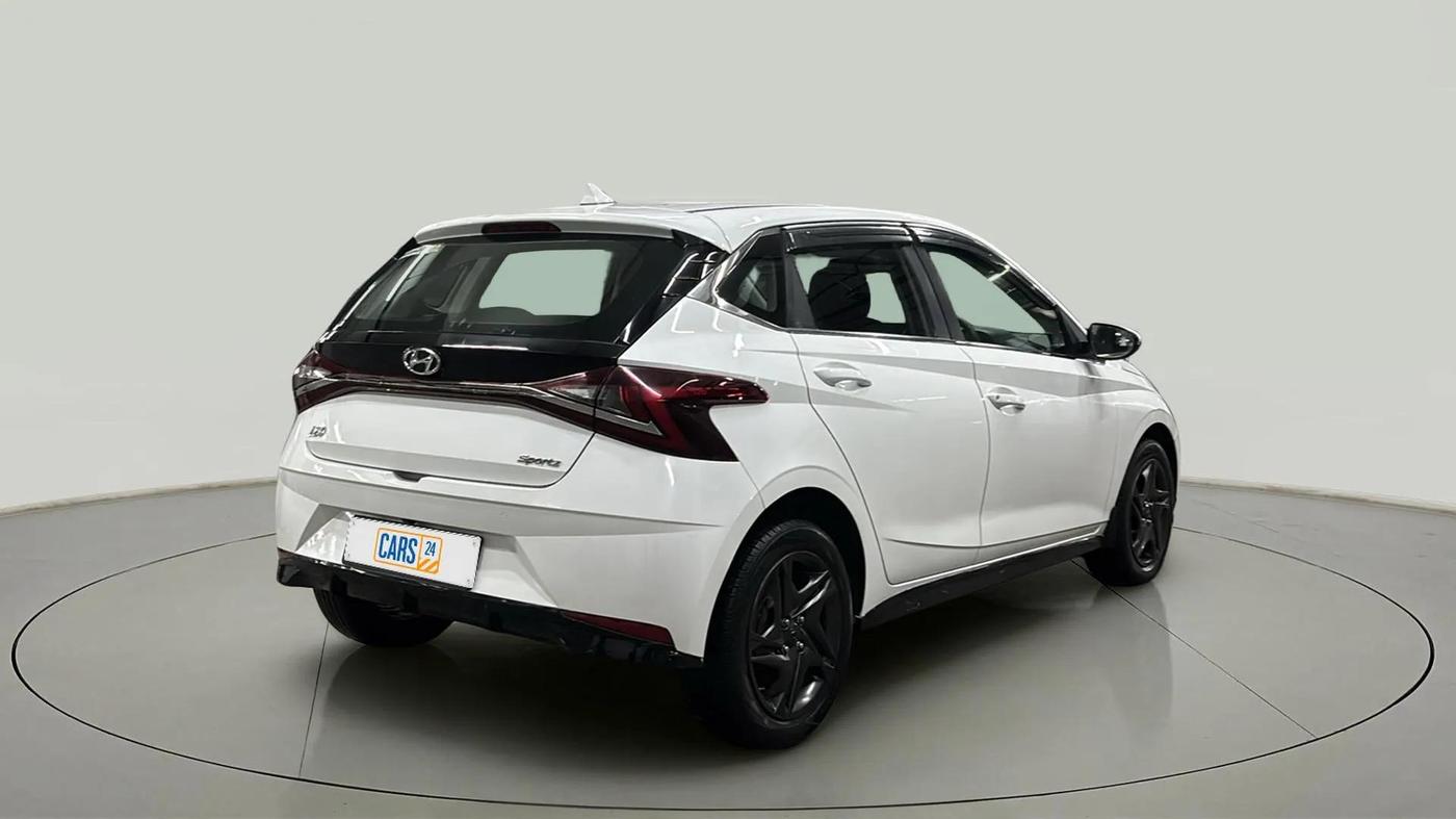2020 Hyundai NEW I20 SPORTZ 1.5 MT, Diesel, Manual, 43,728 km, Right Back Diagonal